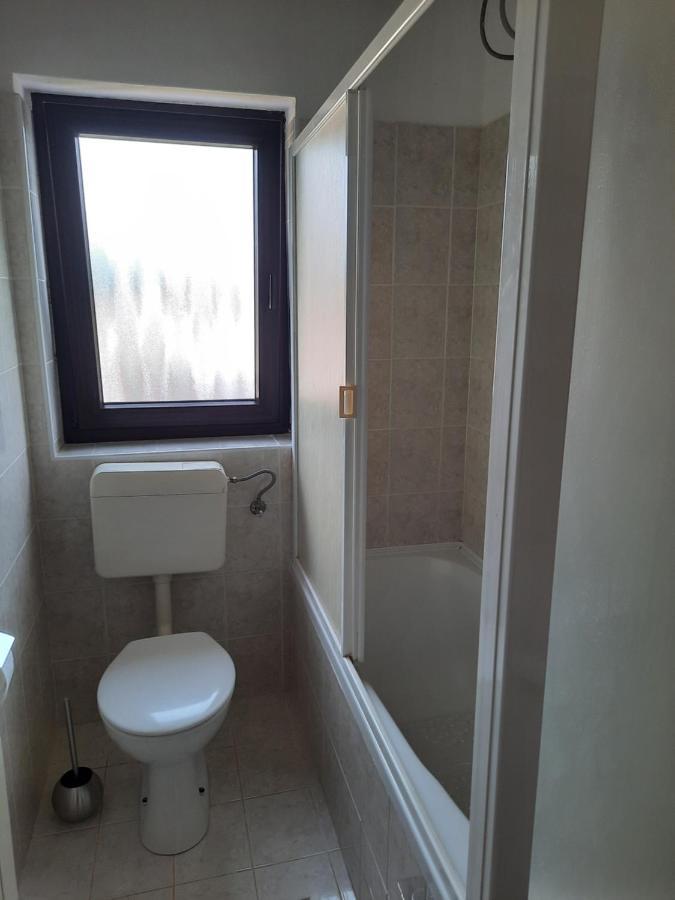 Apartman Sofia Porec Ngoại thất bức ảnh